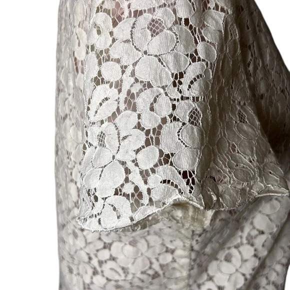 Floral White ,off white,lace sheer top ,with pink underlay, Ariztia Talula, - Picture 6 of 17